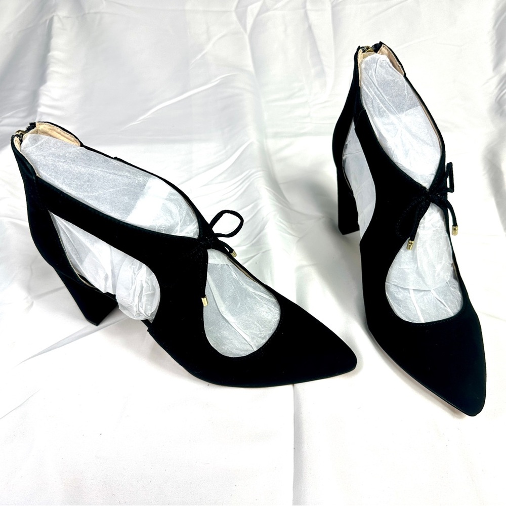 Brand New Women’s Shoes, Size 9.5
